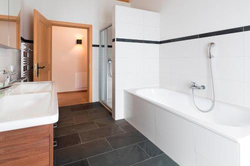 Apartment Alpenblume - Griwarent Ag