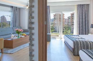 Hotel Sherwood Suites Resort