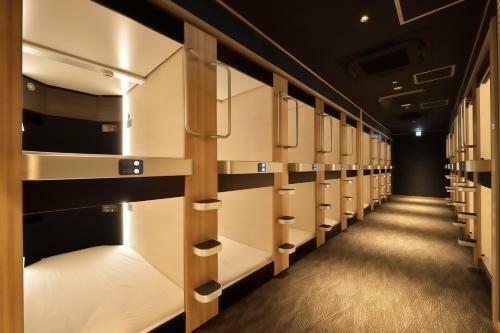 Cabin Capsule Hotel J Ship Osaka Namba
