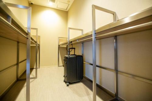 Cabin Capsule Hotel J Ship Osaka Namba