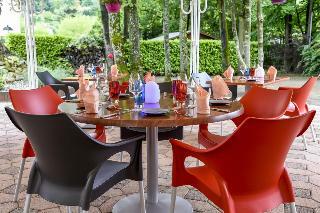 Hotel Logis H�tel La Commanderie de Champarey