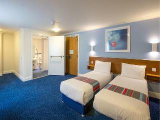 Hotel Travelodge Perth A9