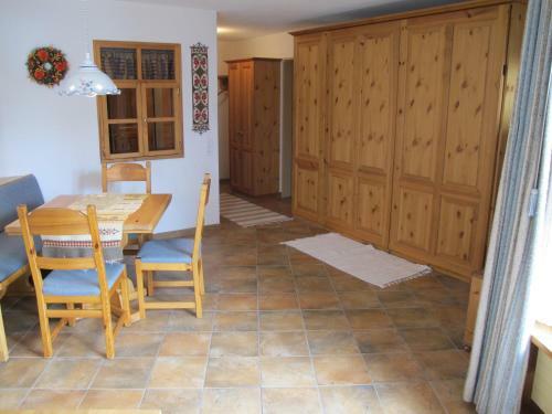 Aparthotel Chesa Bellaval