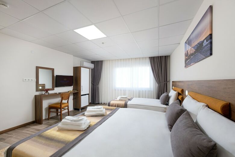 Grand Gulluk Hotel