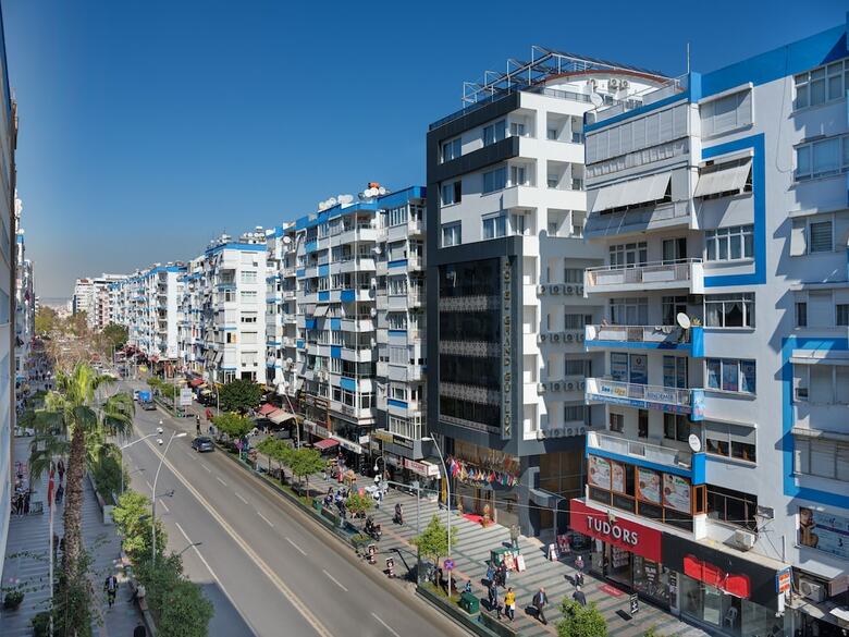 Grand Gulluk Hotel