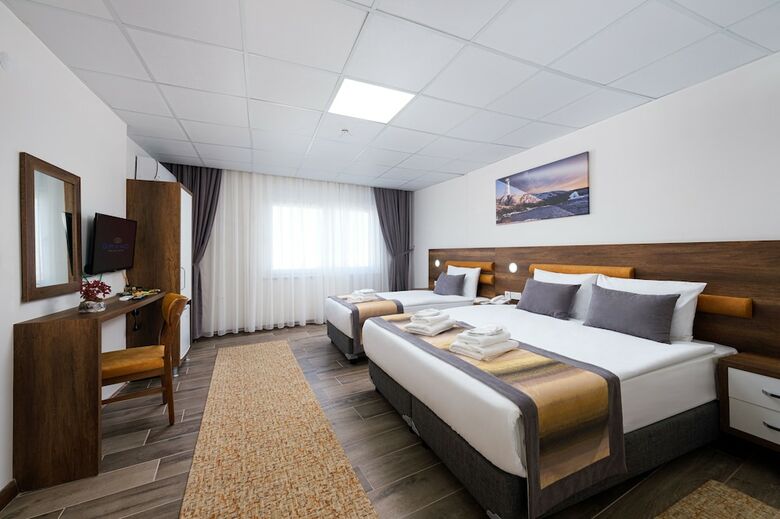 Grand Gulluk Hotel