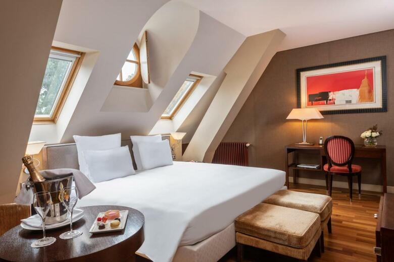 Hotel Parc Des Eaux Vives