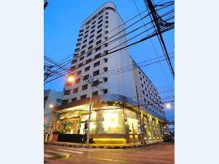Mayflower Grande Hotel
