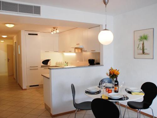 Apartment Residenza Coris Vira