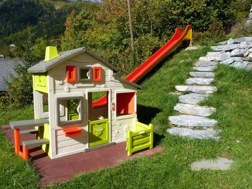 Holiday Home Voltaire Ovronnaz