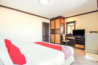 Oyo 383 White Inn Hotel