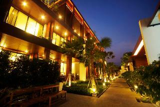 Hotel Tri-shawa Resort