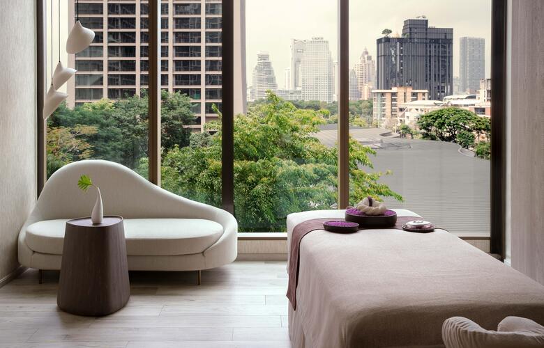 Kimpton Maa-lai Hotel Bangkok