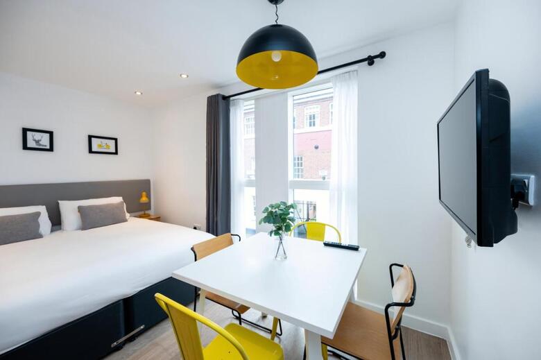 Hotel Staycity Aparthotels Newhall Square