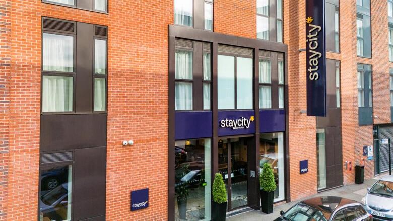 Hotel Staycity Aparthotels Newhall Square