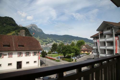 Hotel & Restaurant R�ssli