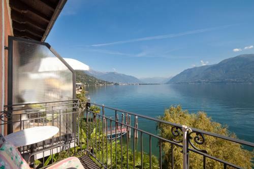 Hotel Ristorante Posta Al Lago