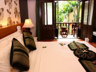Hotel Bhumiyama Beach Resort
