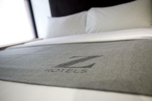 The Z Hotel City