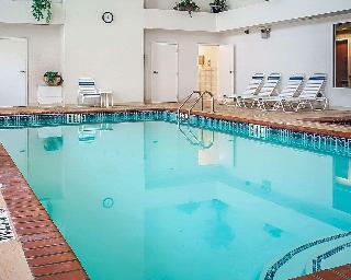 Hotel Quality Inn & Suites