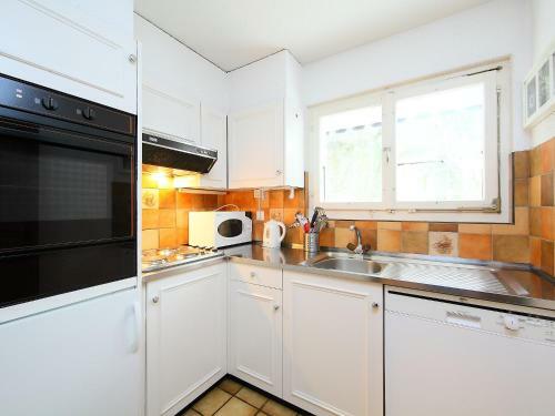 Apartment Regina II Arveyes