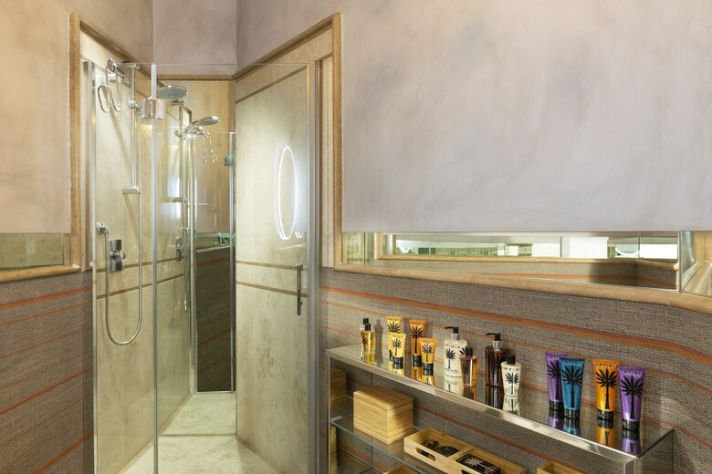 Manfredi Palm Suites
