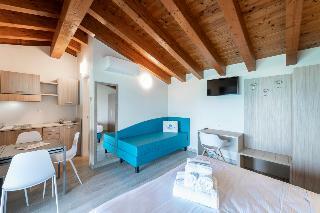 Hotel Desenzano Glam Village
