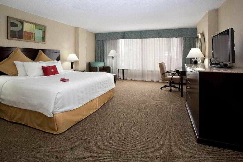 Hotel Ramada Plaza Marco Polo Beach Resort