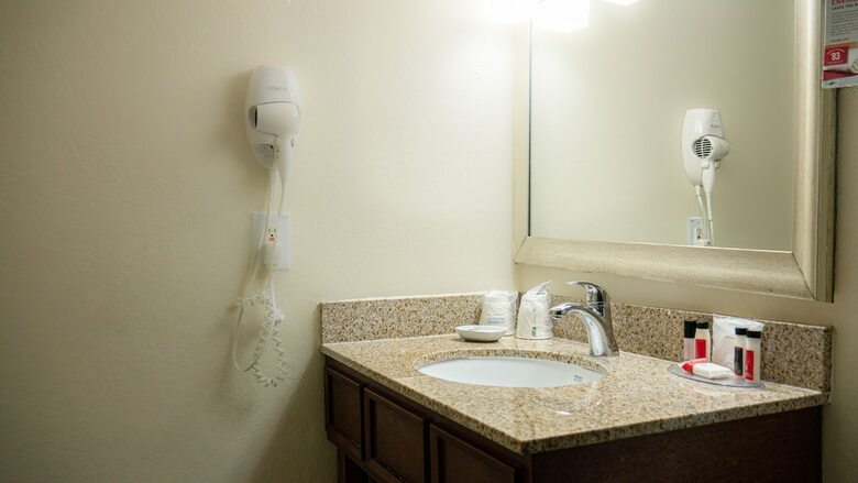 Hotel Ramada Plaza Marco Polo Beach Resort