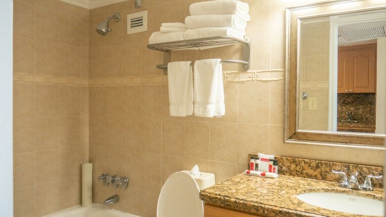 Hotel Ramada Plaza Marco Polo Beach Resort