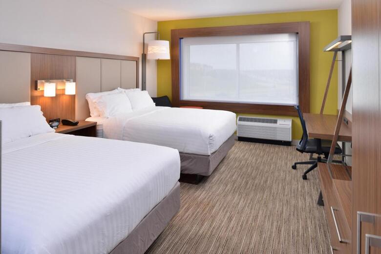 Hotel Holiday Inn Express And Suites Madison