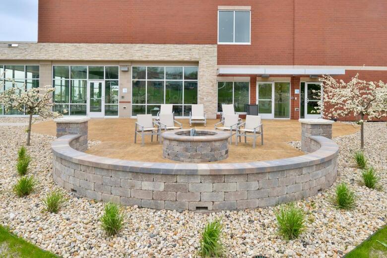 Hotel Holiday Inn Express And Suites Madison