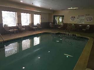 Hotel Baymont By Wyndham Portage