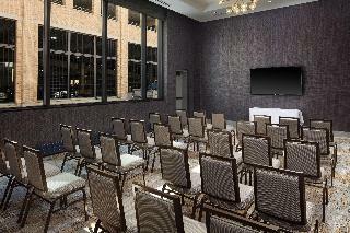 Hotel Embassy Suites South Bend, In