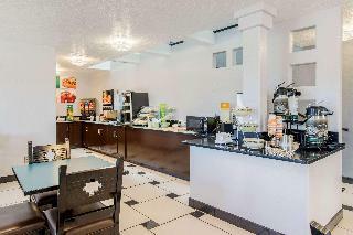 Hotel Quality Inn & Suites