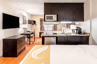 Hotel Quality Inn & Suites