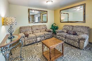 Clarion Hotel Suites Fairbanks