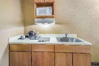 Clarion Hotel Suites Fairbanks