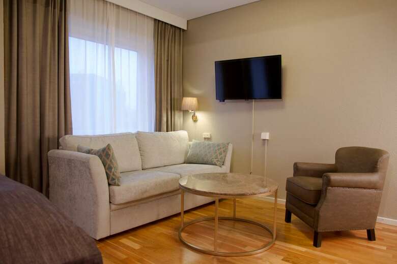 Best Western Ta Inn Hotel