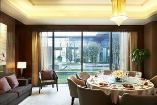 Hotel Four Points By Sheraton Langfang, Guan