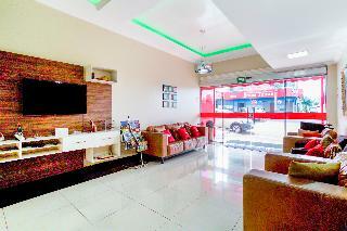 Oyo Hotel Via Universit�ria