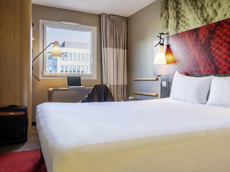 Hotel Ibis Nanterre La Defense