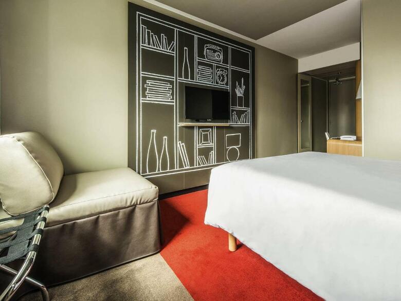 Hotel Ibis Nanterre La Defense