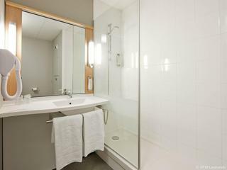 Hotel Ibis Paris Pantin Eglise
