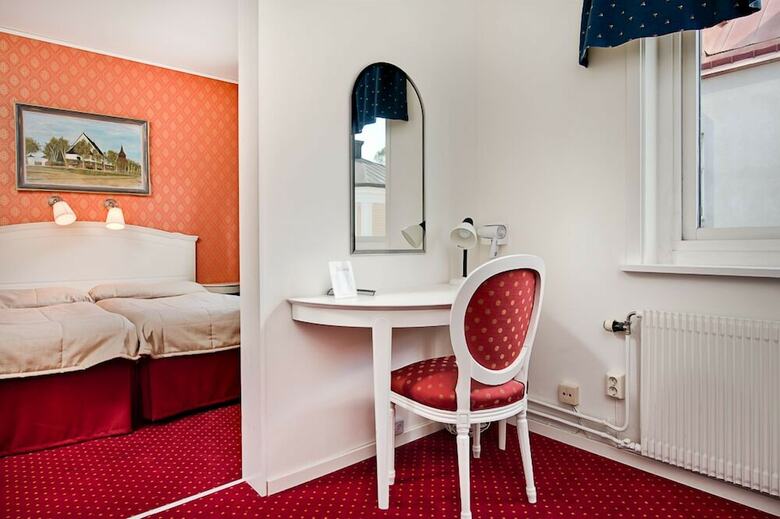 Hotel J�mteborg