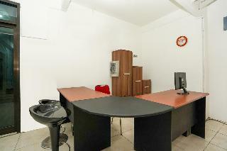 Hotel Oyo Life 2108 Griya Aisyah Residence