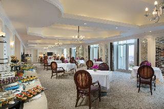 Hotel Crowne Plaza Ocean Spring Resort