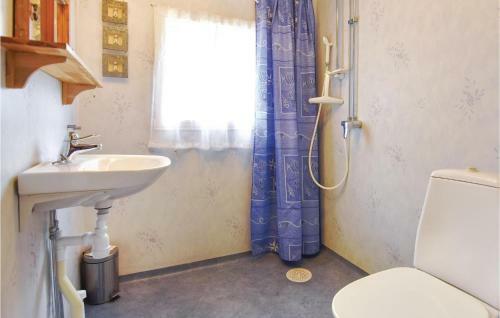 Holiday Home Arvika �stra Hungvik Kl�ssbol