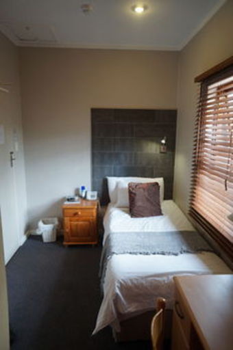Hostal 314 On Clark Guest House