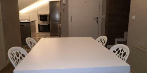 Apartamento Renttarter Atic de Luxe 8pax